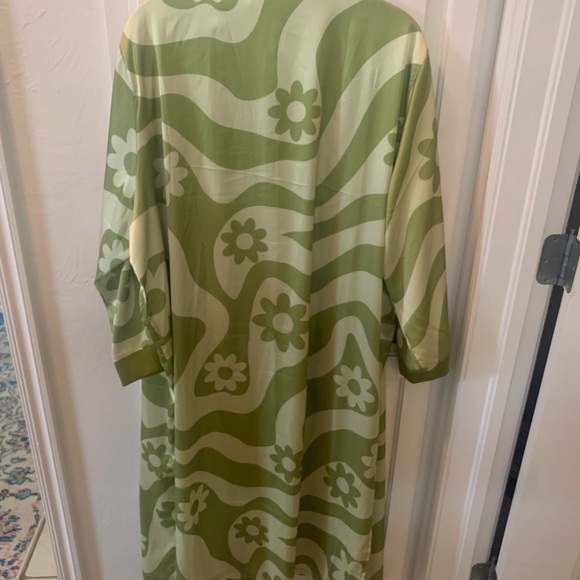 Bestto Cardigan - Picture 2 of 2